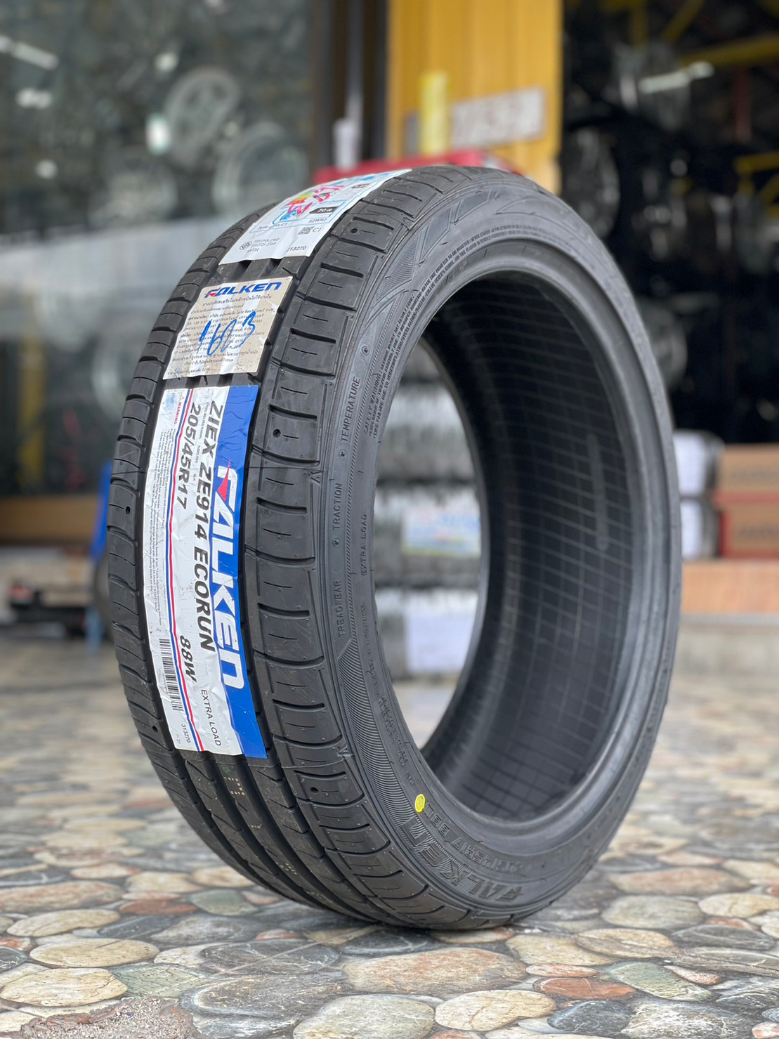 FALKEN ZIEX ZE914 205/45 R17